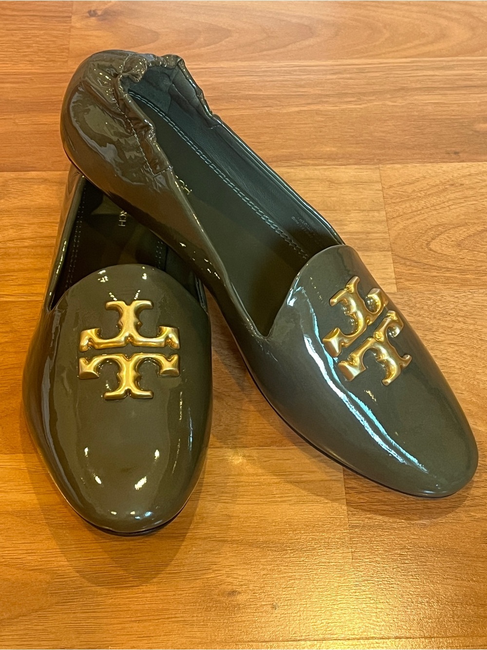 Tory Burch Eleonor Moss Spongy Patent Leather Loafer - size 8M - NWOB - Picture 4 of 12